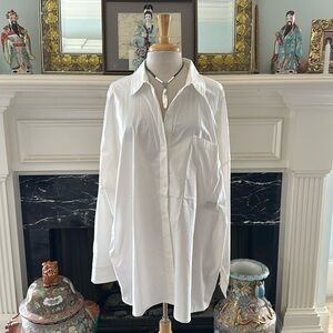 NWT “DKNY” white classic button down shirt